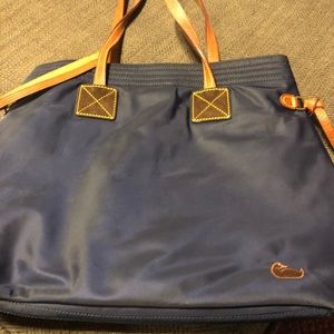 Great tote for organization.